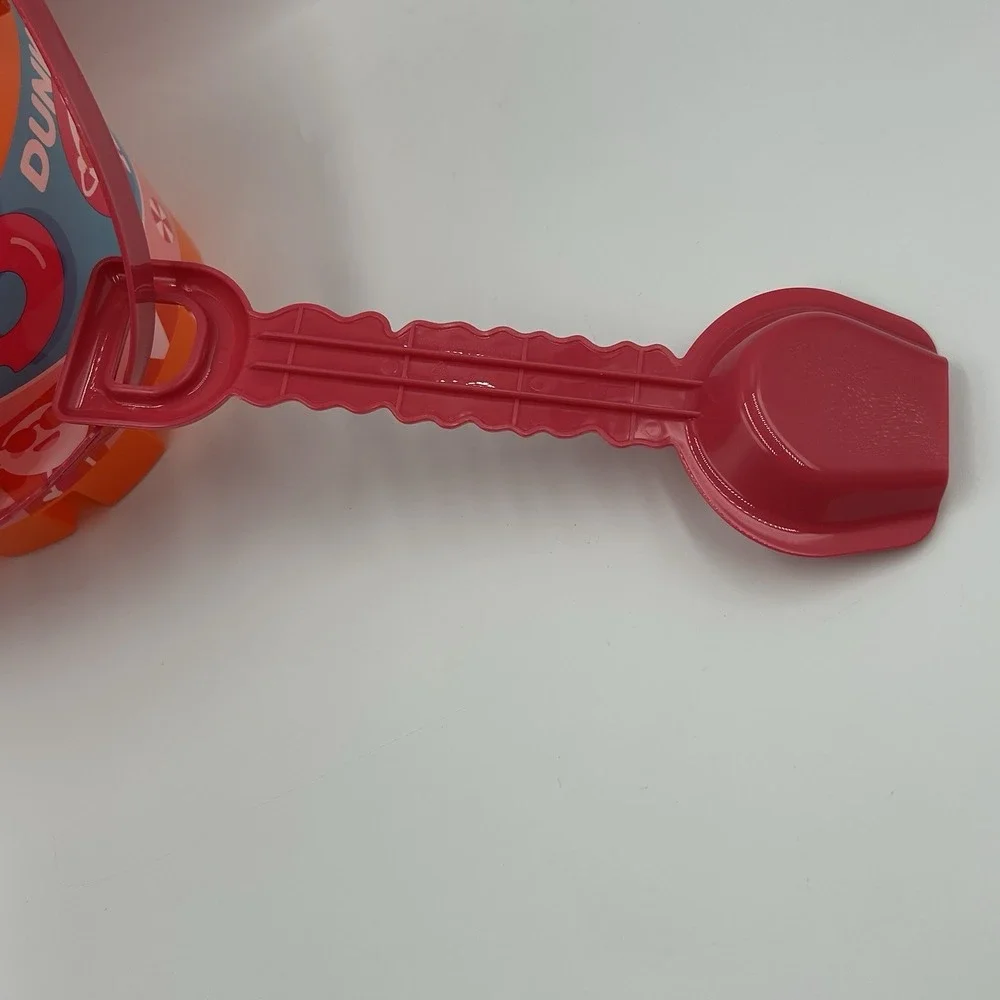 NEW 2025 Limited Edition Summer Dunkin Donuts Munchkin Beach Bucket Sand‎ Shovel